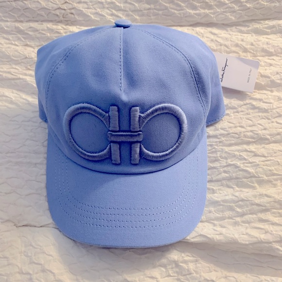 Salvatore Ferragamo Gancini Baseball Cap - Picture 4 of 6